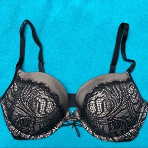 Victoria’s Secret Very Sexy Push Up Bra